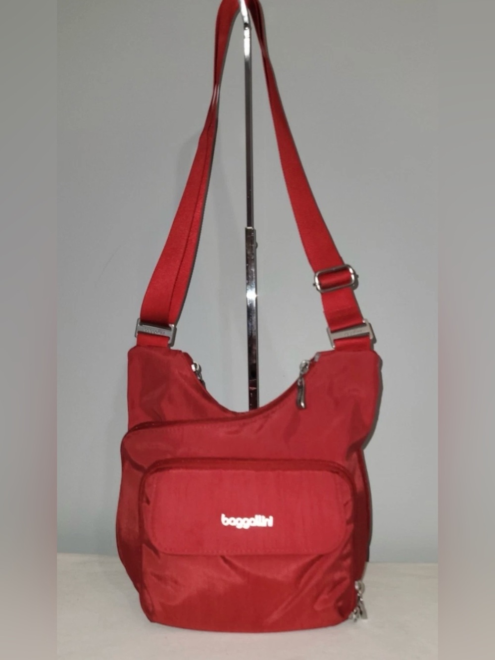 Baggallini Criss Cross Red Crossbody Shoulder Bag - Multi Compartments